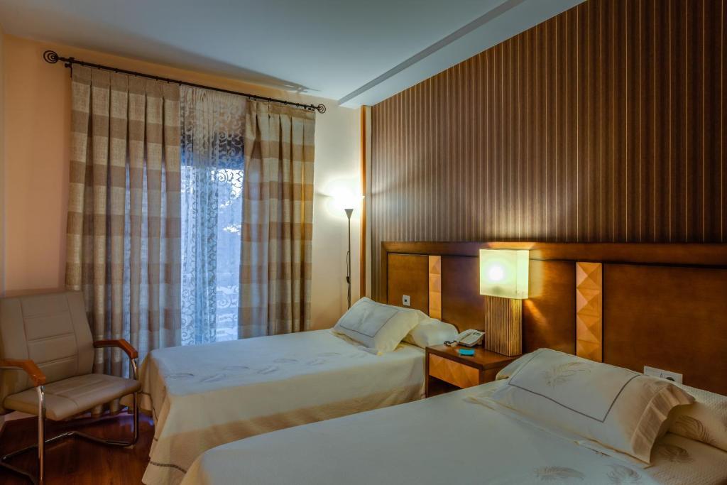 Hotel Ciudad De Martos Exteriör bild